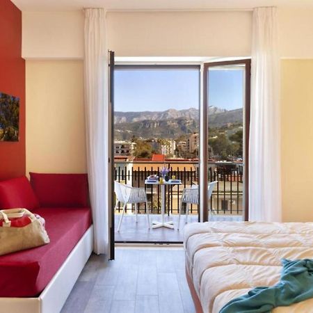 Parco Tasso Guest House Соренто Екстериор снимка